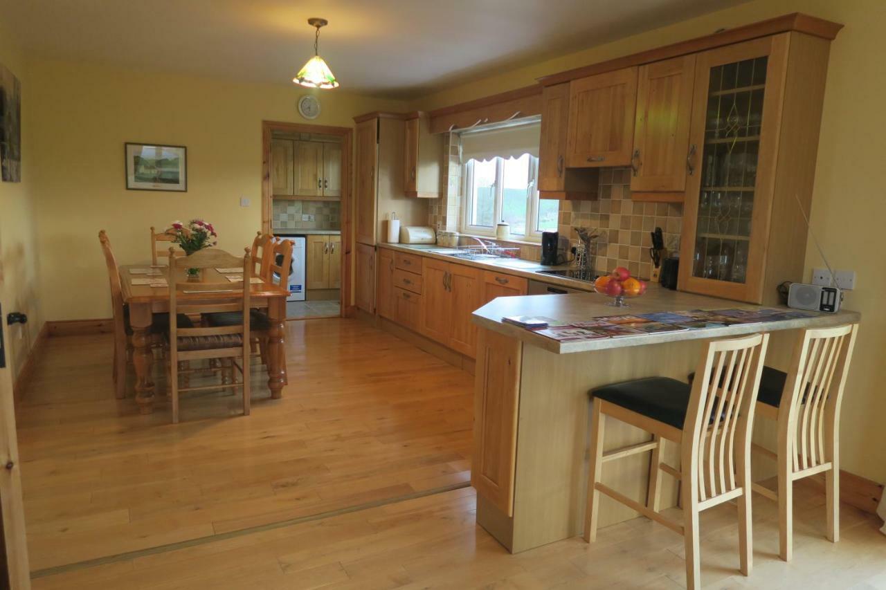 Thistledown - Ballina - Crossmolina - County Mayo - Sleeps 8 - Sister Property To Inglewood Exteriör bild