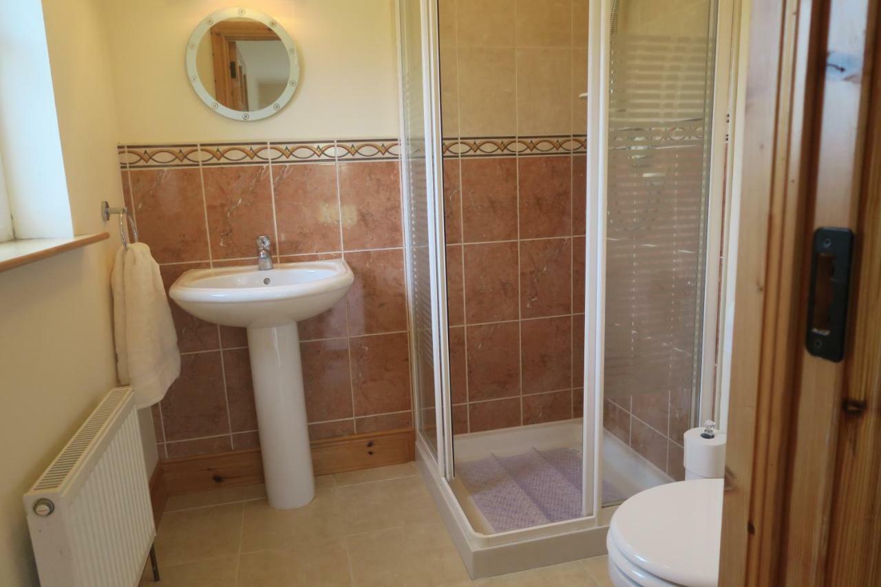 Thistledown - Ballina - Crossmolina - County Mayo - Sleeps 8 - Sister Property To Inglewood Exteriör bild